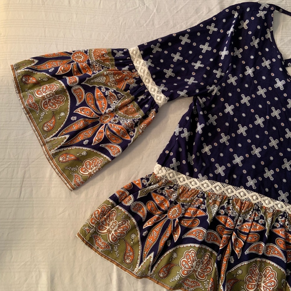 Boho style top-L Really cute!